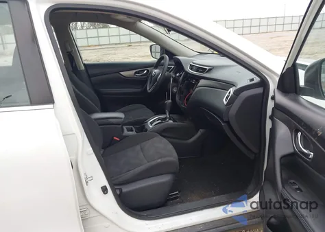 2016 Nissan Rogue S/Sl/Sv z USA, uszkodzony, nr VIN KNMAT2MT8GP676421